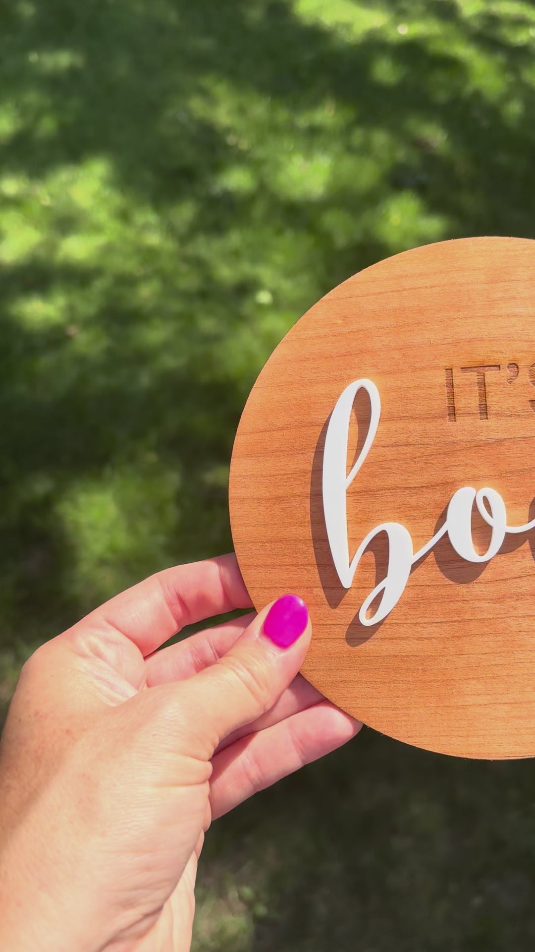Gender Reveal Sign | Circular | It's a Boy | It's a Girl Announcement